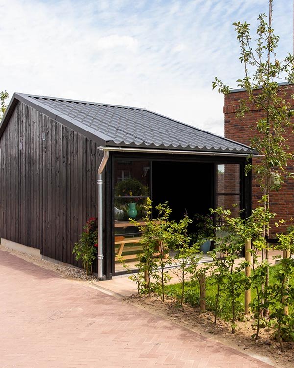 Gastenverblijftuinlessenaarsdak • Gras en Groen website