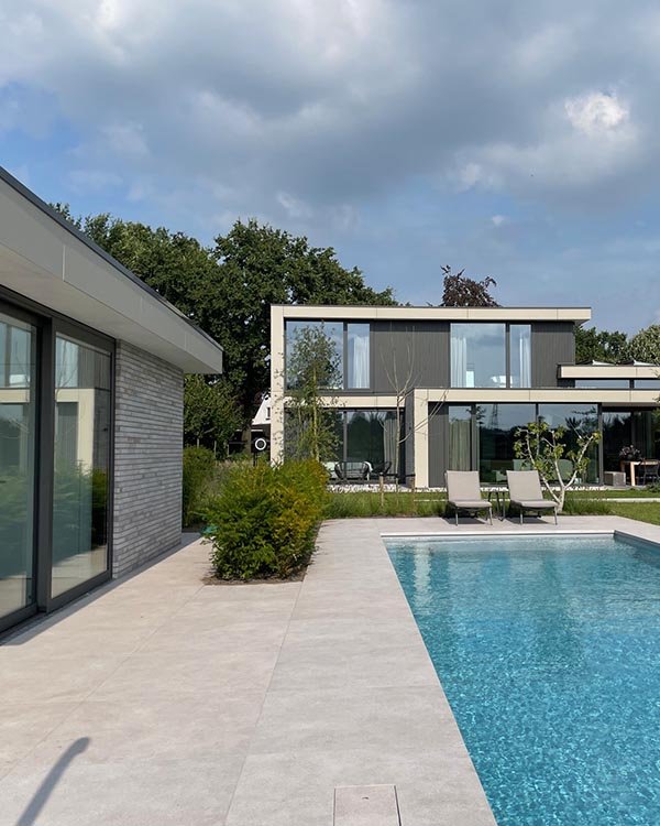 Luxepoolhousestijlwoning • Gras en Groen website