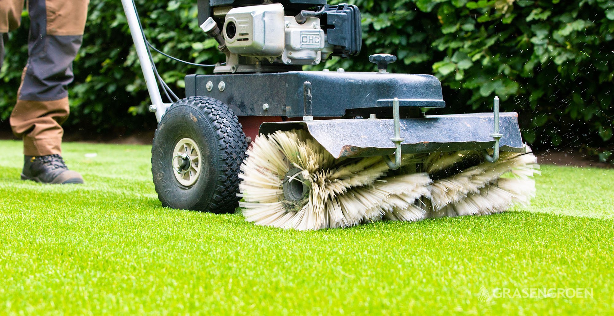 Kunstgraslatenleggenslider8 • Gras en Groen website
