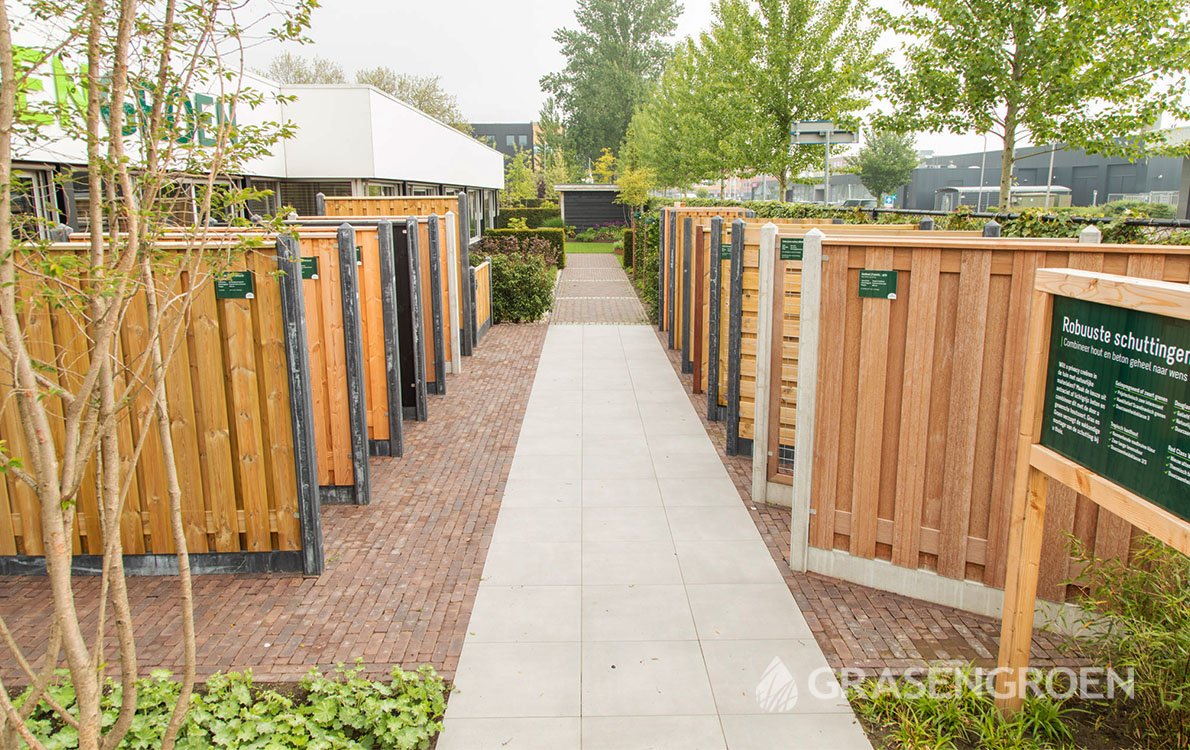 snelweg scheerapparaat periode Schutting plaatsen in Vleuten? Gras & Groen!