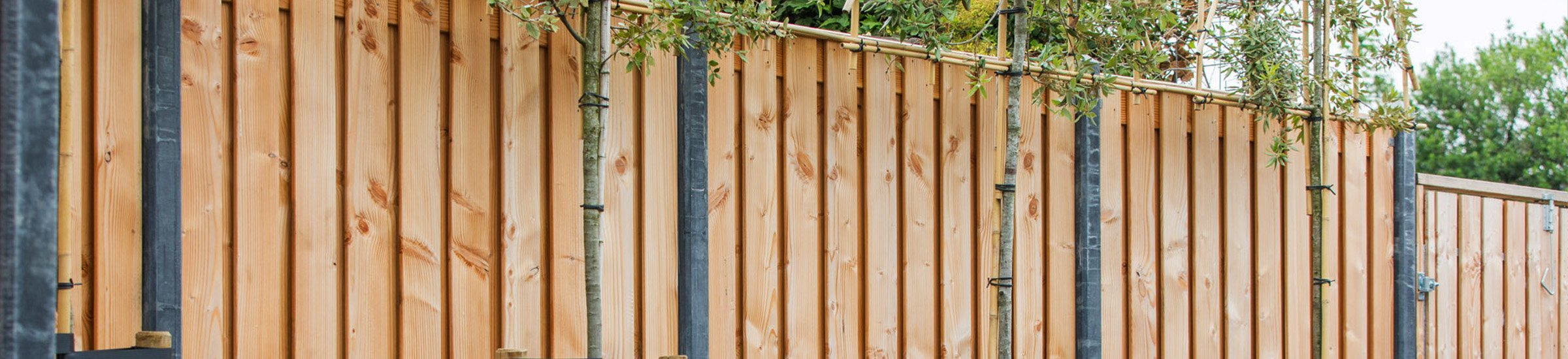 Redclasswoodschutting • Gras en Groen website
