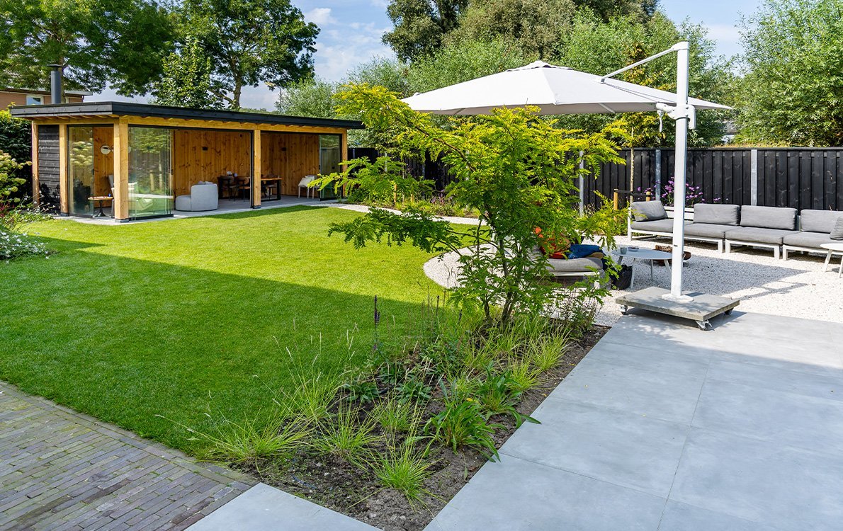 Hovenierhaarsteeg1 • Gras en Groen website