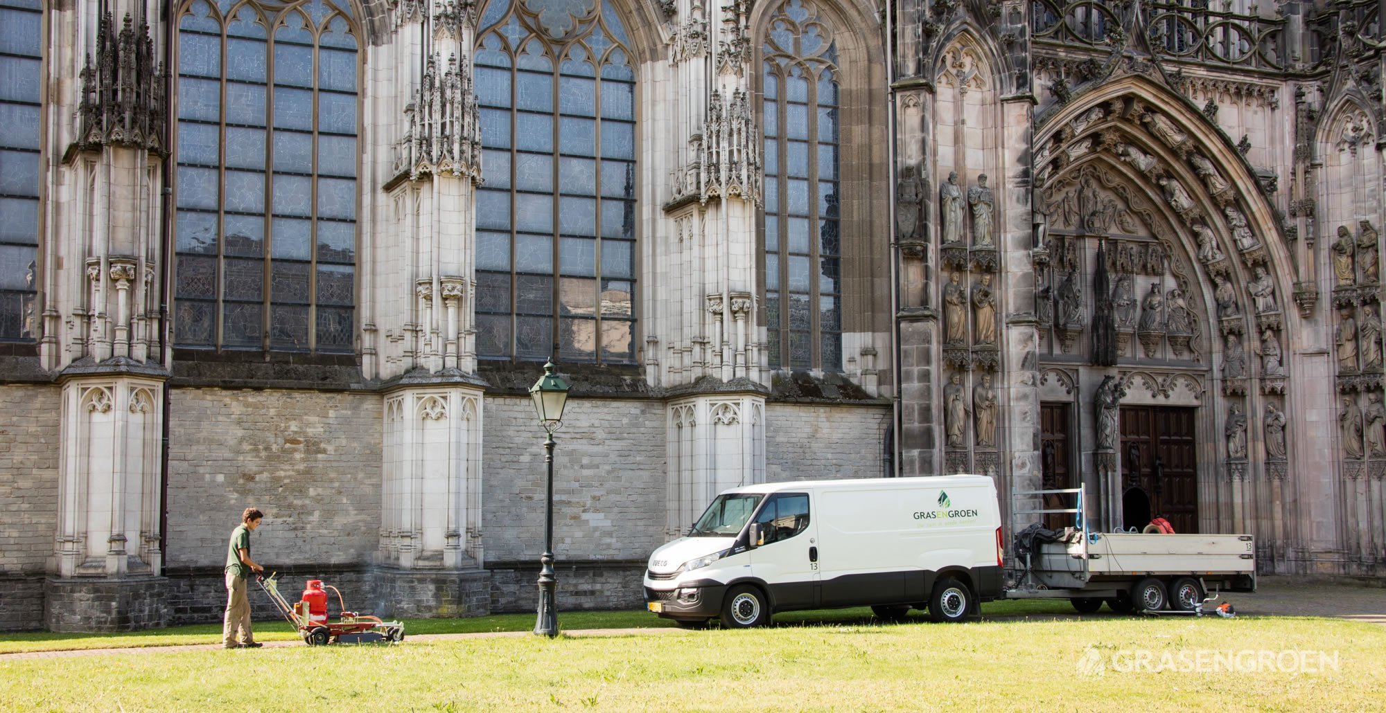 Tuinonderhoudsintjankathedraal'shertogenbosch13 • Gras en Groen website